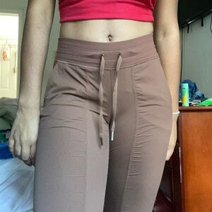 Lululemon dance studio jogger